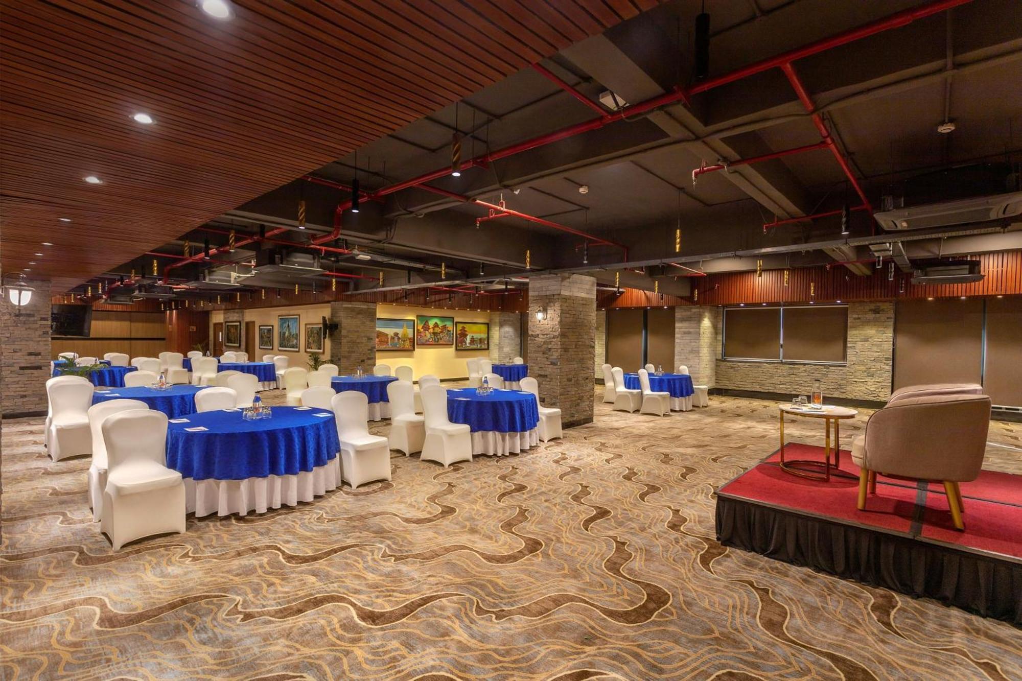 Aloft Kathmandu Thamel Hotel Bagian luar foto