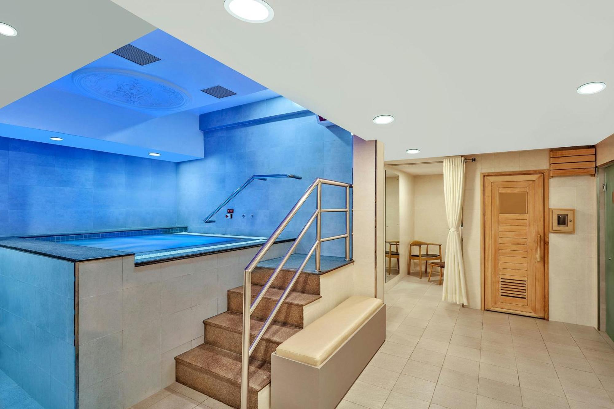 Aloft Kathmandu Thamel Hotel Bagian luar foto